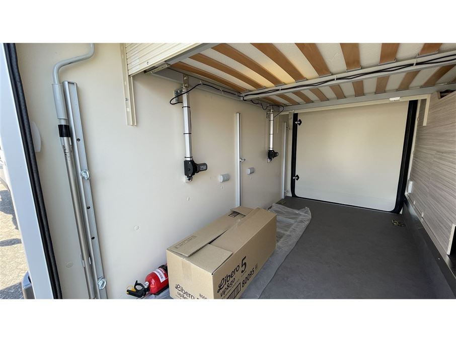 Elnagh T-Loft 582